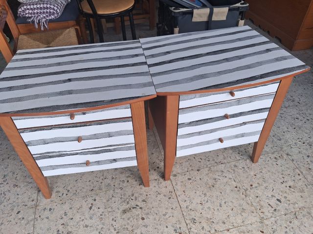 Mesilla de noche 3 cajones