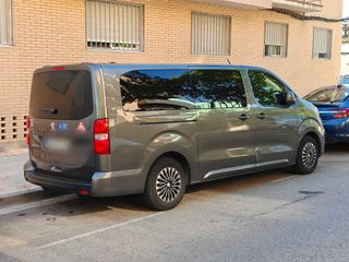Peugeot Traveller 2016