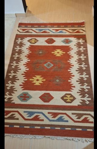 Alfombra Kylim roja y beige