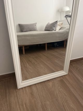 Espejo blanco de pared