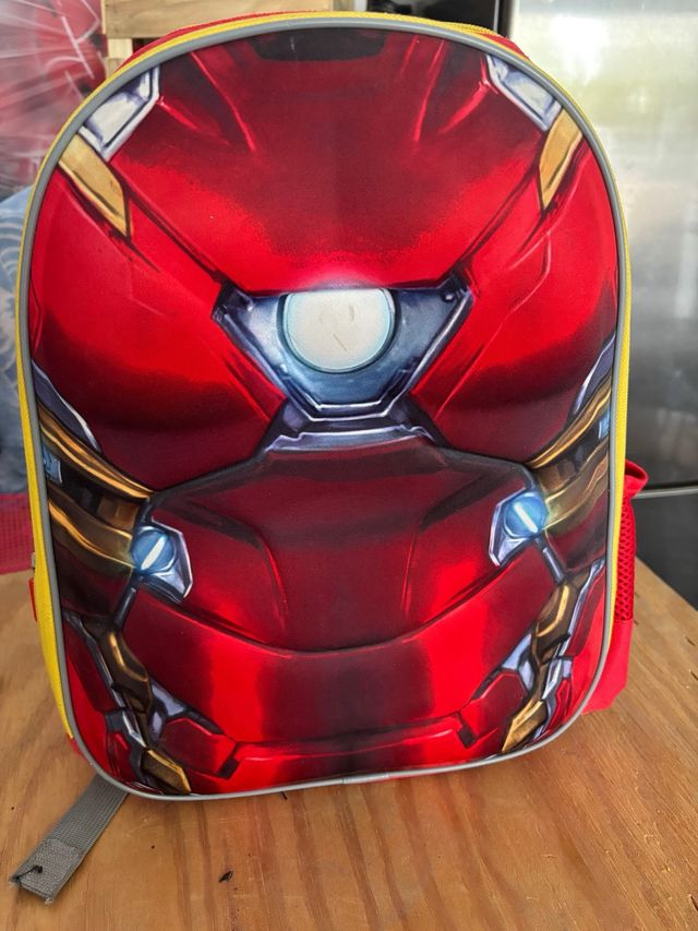 Mochila Iron Man niño