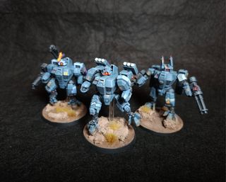 3x Crisis Suits Tau pintadas Warhammer 40k
