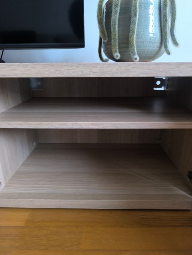 Mueble TV madera/negro BESTA