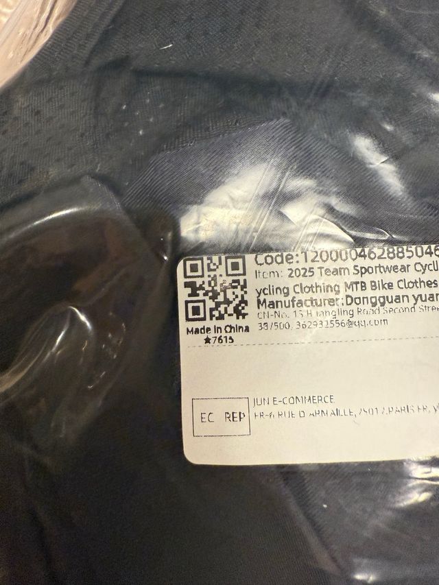 Maillot ciclismo y culot con publi deScott talla M