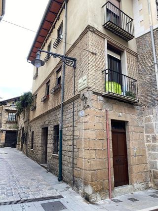 Local comercial en alquiler en Casco Antiguo en Pamplona