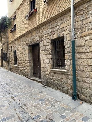 Local comercial en alquiler en Casco Antiguo en Pamplona