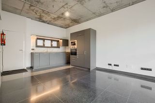 Piso en alquiler en Zona Industrial en Alcobendas