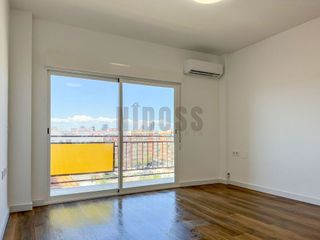Piso en alquiler en Torrefiel en Valencia