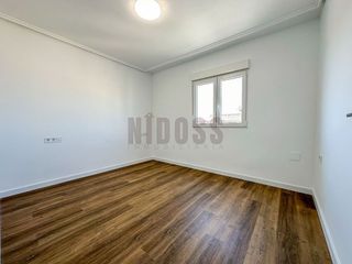 Piso en alquiler en Torrefiel en Valencia
