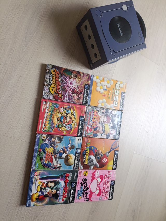 Nintendo GameCube japonesa + 8 juegos