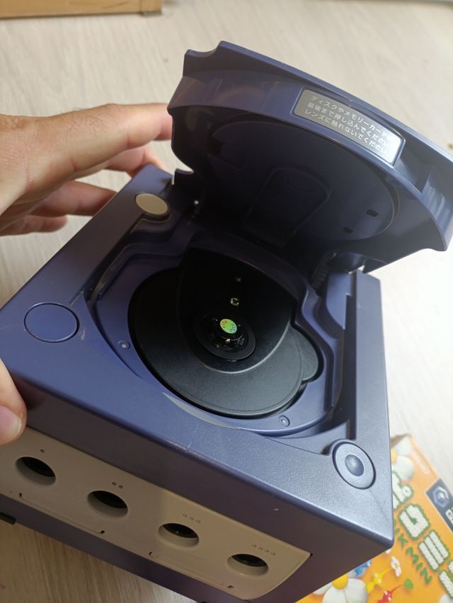 Nintendo GameCube japonesa + 8 juegos