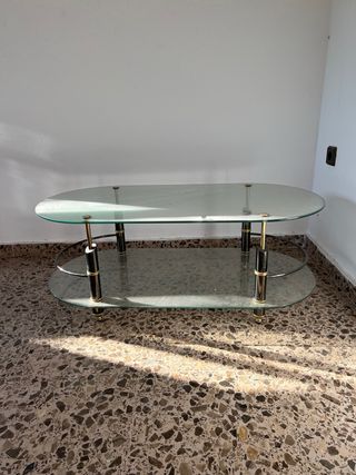 Mesa centro cristal y metal