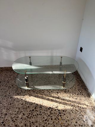 Mesa centro cristal y metal