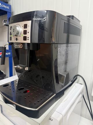 Cafetera DeLonghi Magnifica S