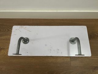 Estantería pared blanca 