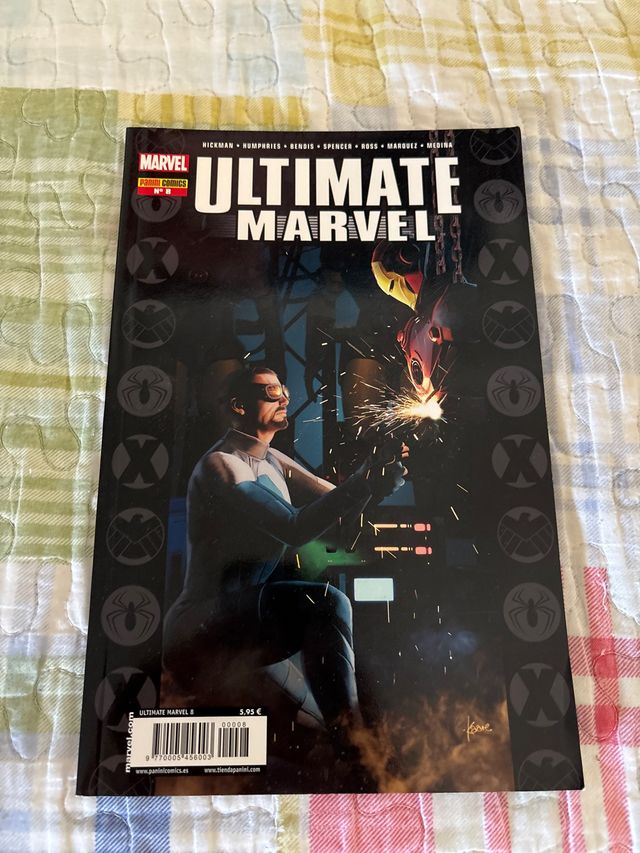 Ultimate Marvel 8