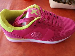 Zapatillas The Urban Brand - Talla 36