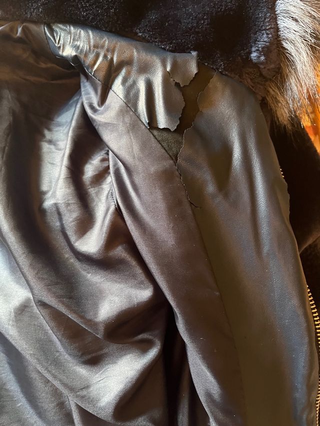 Abrigo piel sintetica