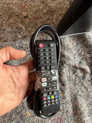 TV Samsung 32" Negro/Plata