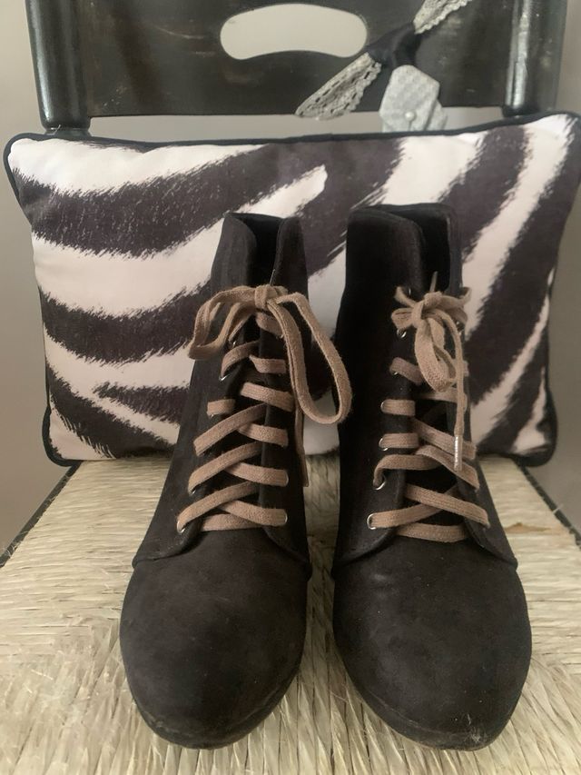 Botines Bershka negros