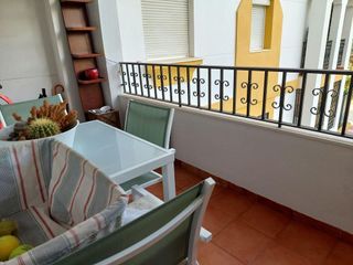 Piso en alquiler en Playa de la Fontanilla en Marbella