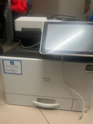 Impresora multifunción Ricoh IM C300