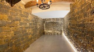 Local comercial en alquiler en Casco Antiguo en Pamplona