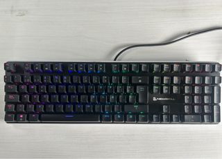Teclado Newskill Suiko
