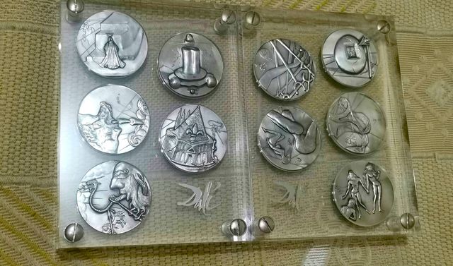 Colección Monedas 10 Mandamientos Salvador Dalí.