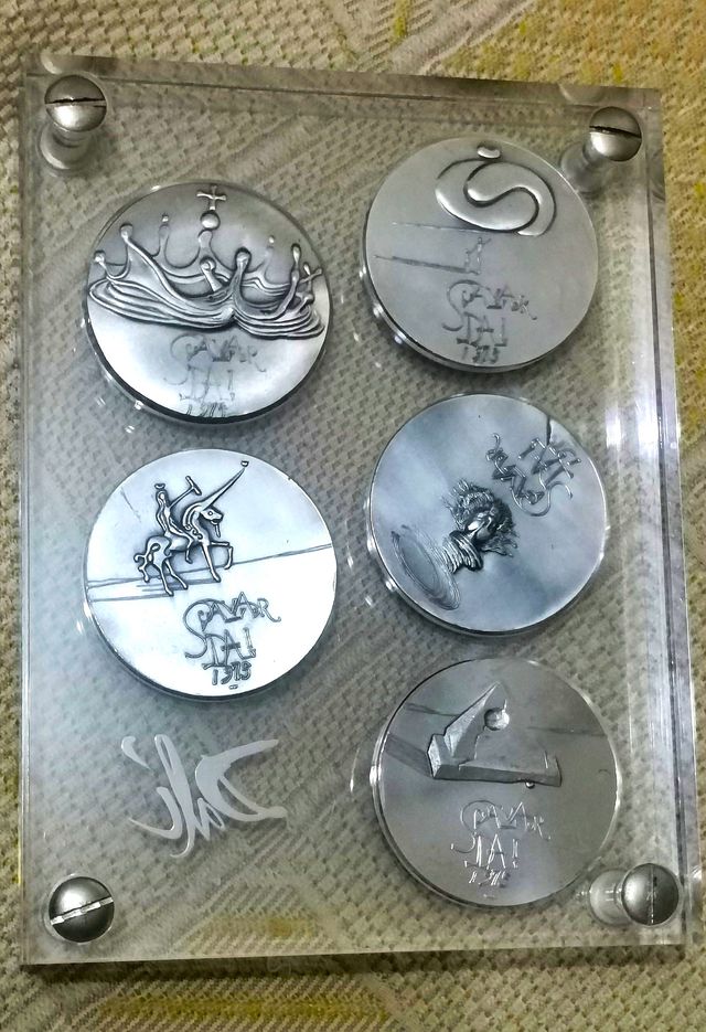 Colección Monedas 10 Mandamientos Salvador Dalí.