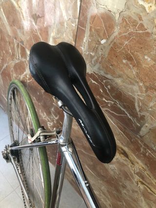 Bicicleta carretera Mendiz clásica