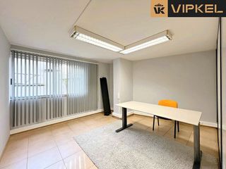 Oficina en venta en Ensanche - Sar en Santiago de Compostela