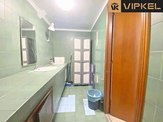 Local comercial en venta en Ensanche - Sar en Santiago de Compostela