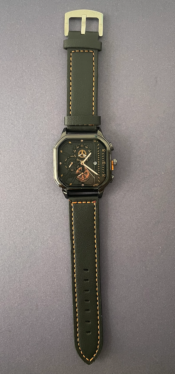 Reloj YOLAKO cuadrado lujo - esfera grande