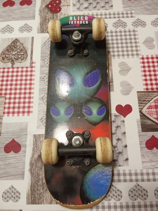 Patinete Alien Invader