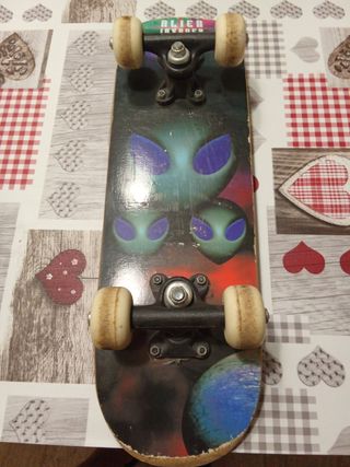 Patinete Alien Invader