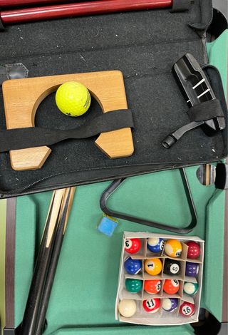 Mini mesa billar: juego completo y putter