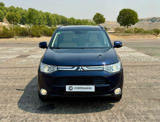 Mitsubishi Outlander 2014