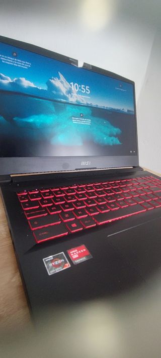 Portátil gaming MSI Bravo 15