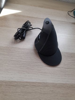Ratón ergonómico vertical