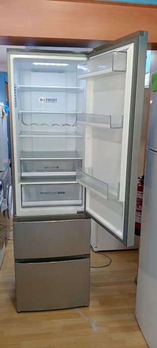 Nevera Haier combi acero
NO Frost 
