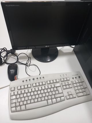 Ordenador LG sobremesa