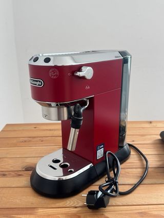 Cafetera DeLonghi EC685.M