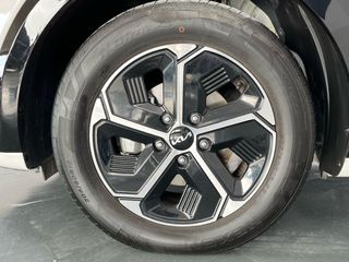Kia Niro 1.6 GDi HEV 95kW (129CV) Drive