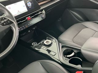 Kia Niro 1.6 GDi HEV 95kW (129CV) Drive