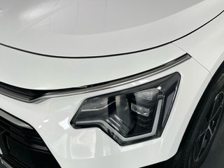 Kia Niro 1.6 GDi HEV 95kW (129CV) Drive