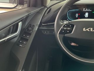 Kia Niro 1.6 GDi HEV 95kW (129CV) Drive