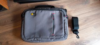 Maletín Case Logic Gris