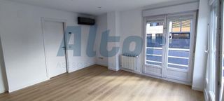 Casa pareada en alquiler en Peñagrande en Madrid