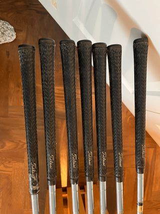 Juego de palos de golf Titleist para hombre